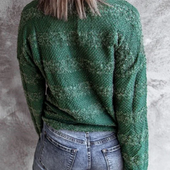 💜 New Green Crisscross Fuzzy Sweater - Picture 4 of 4